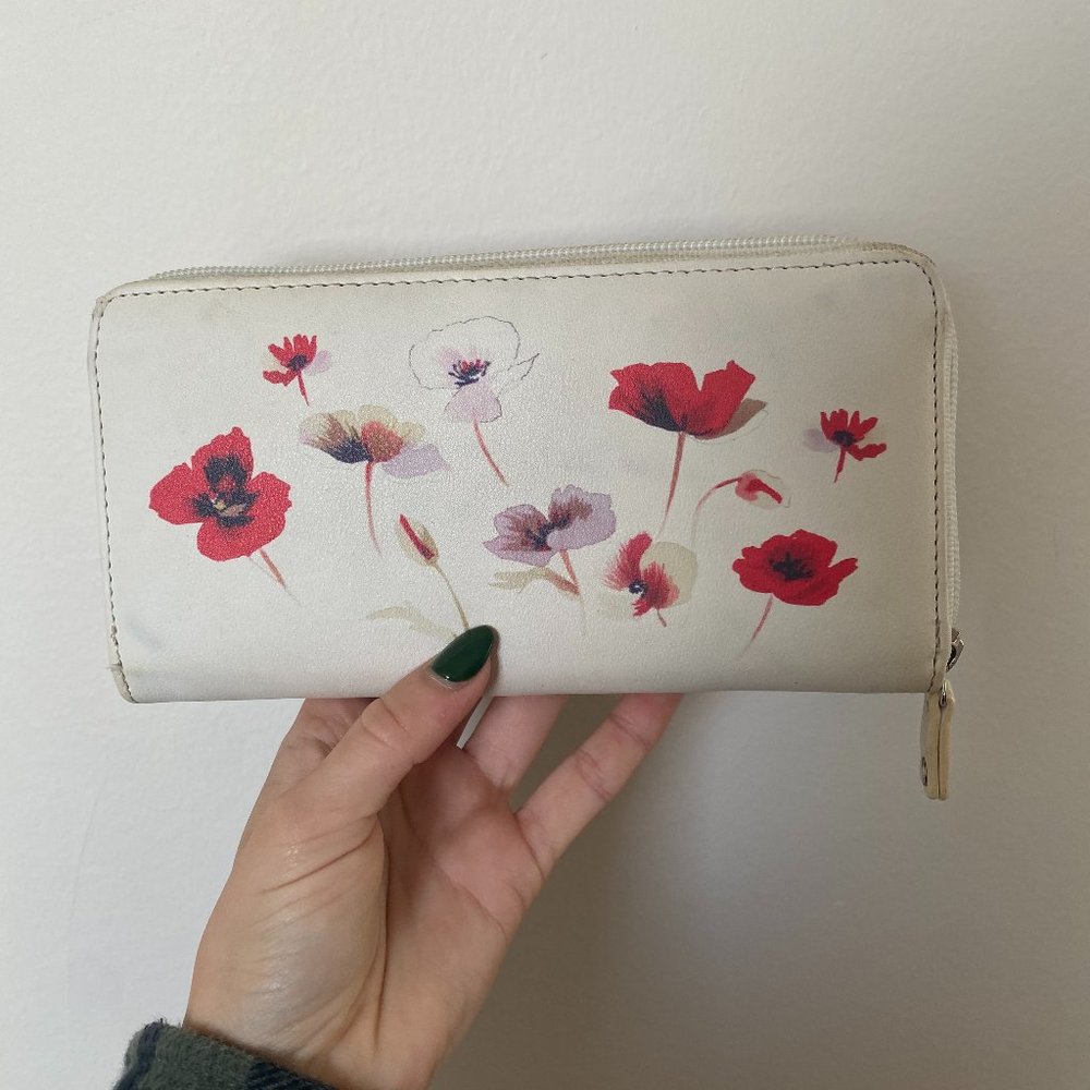 Flower patterned wallet
